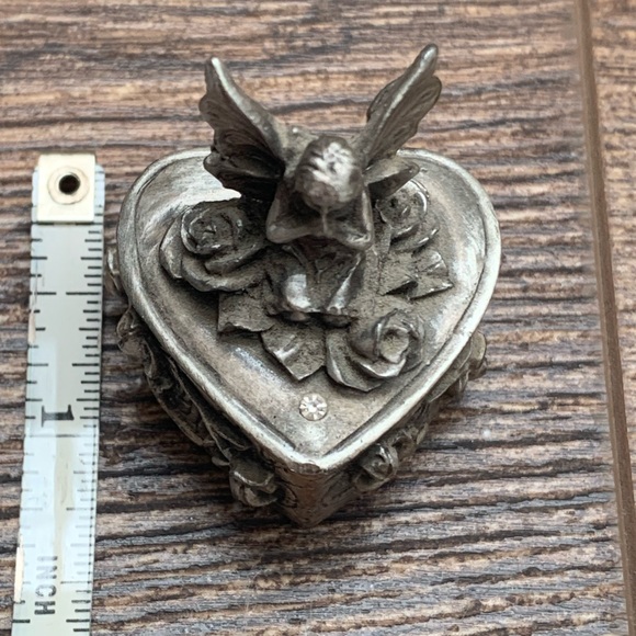 Vintage Y2K Keepsake/Pill Box - Picture 8 of 10